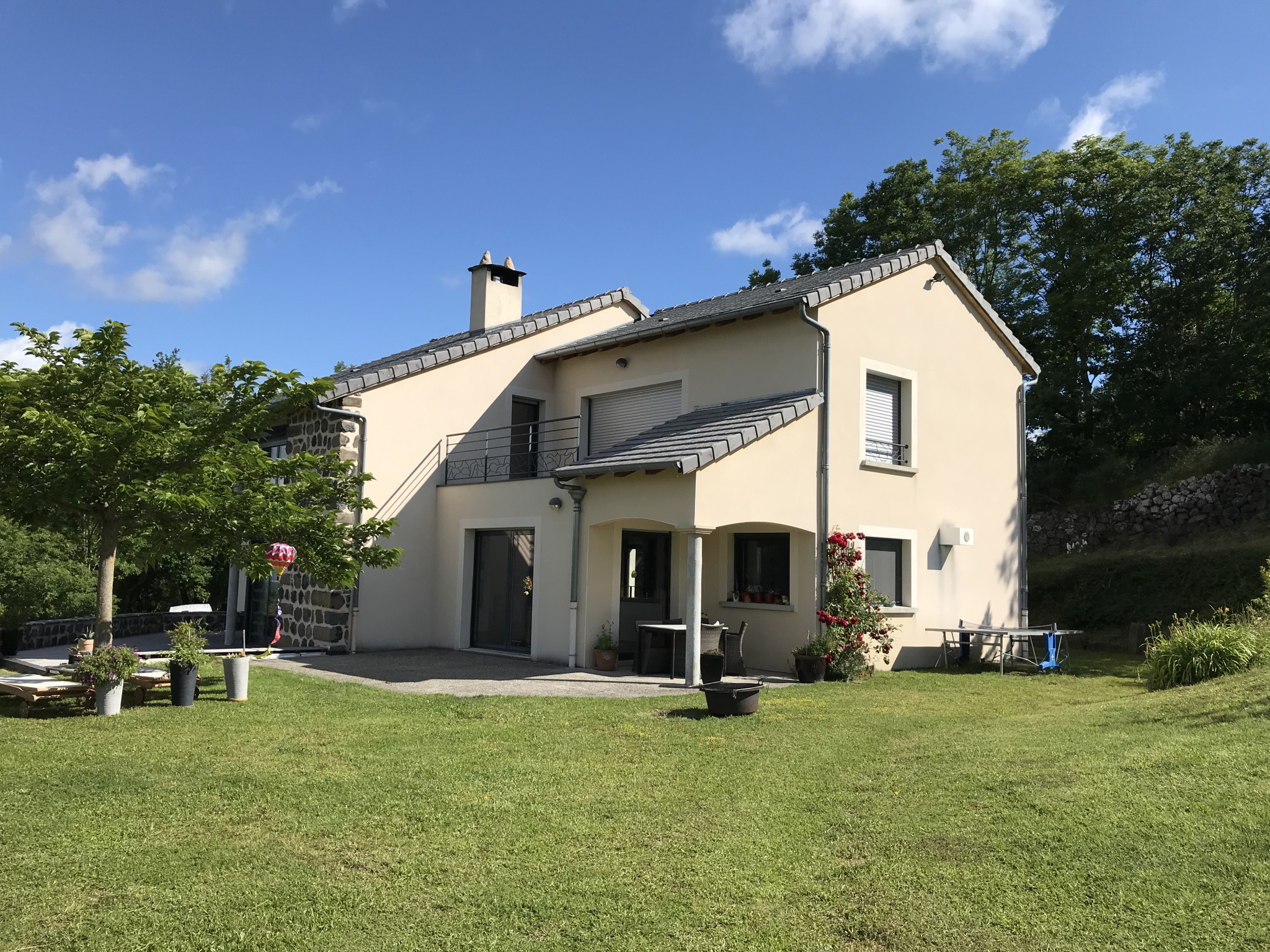 vente Magnifique maison récente à Saint Julien Chapteuil